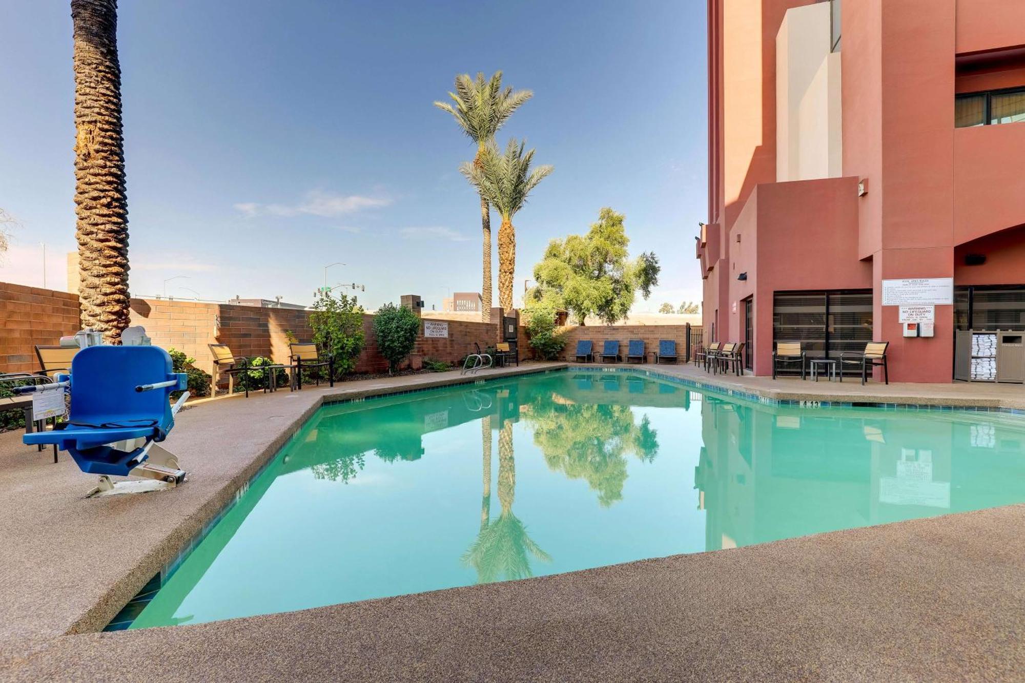 Drury Inn & Suites Phoenix Airport Zewnętrze zdjęcie