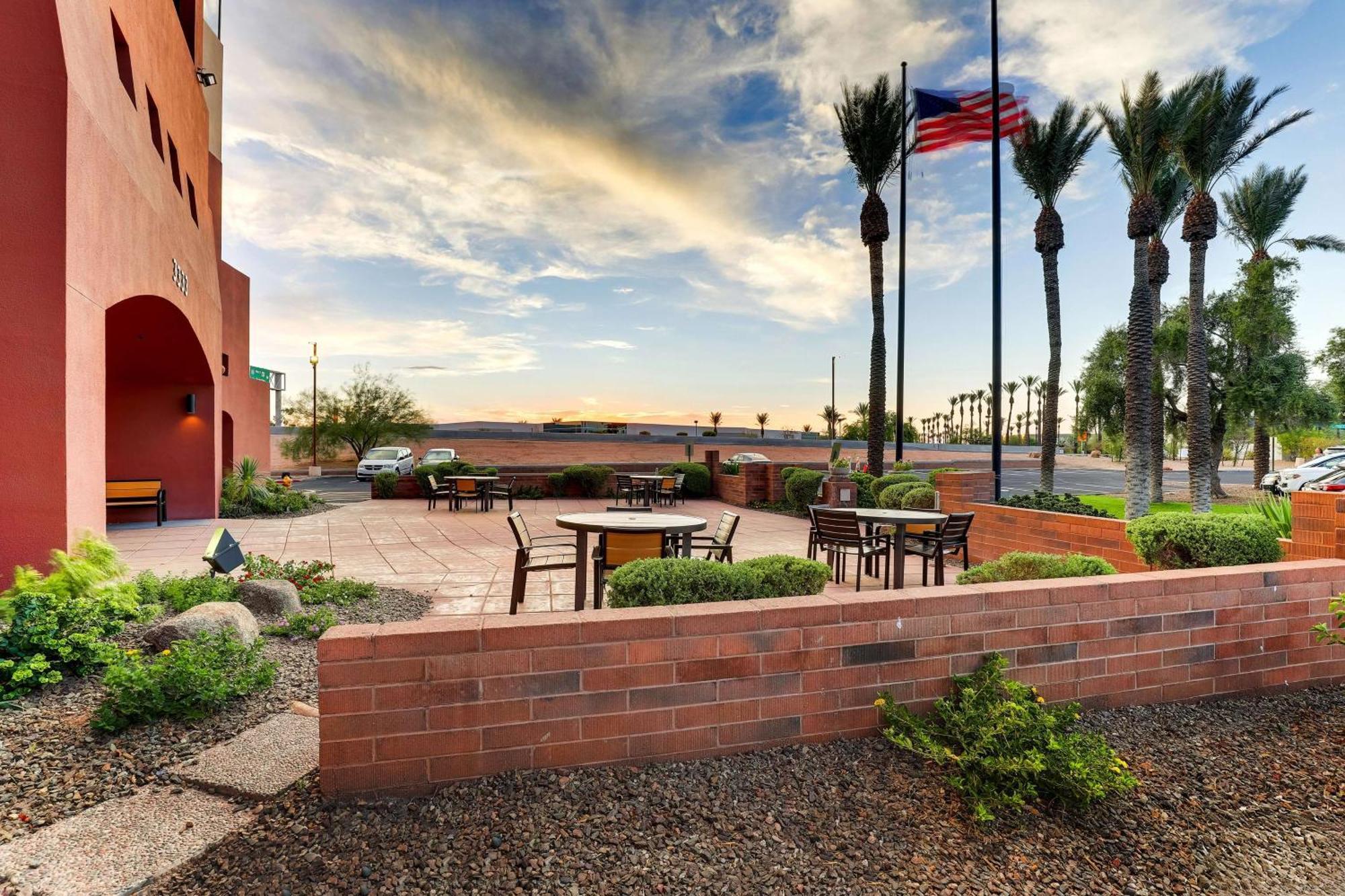 Drury Inn & Suites Phoenix Airport Zewnętrze zdjęcie
