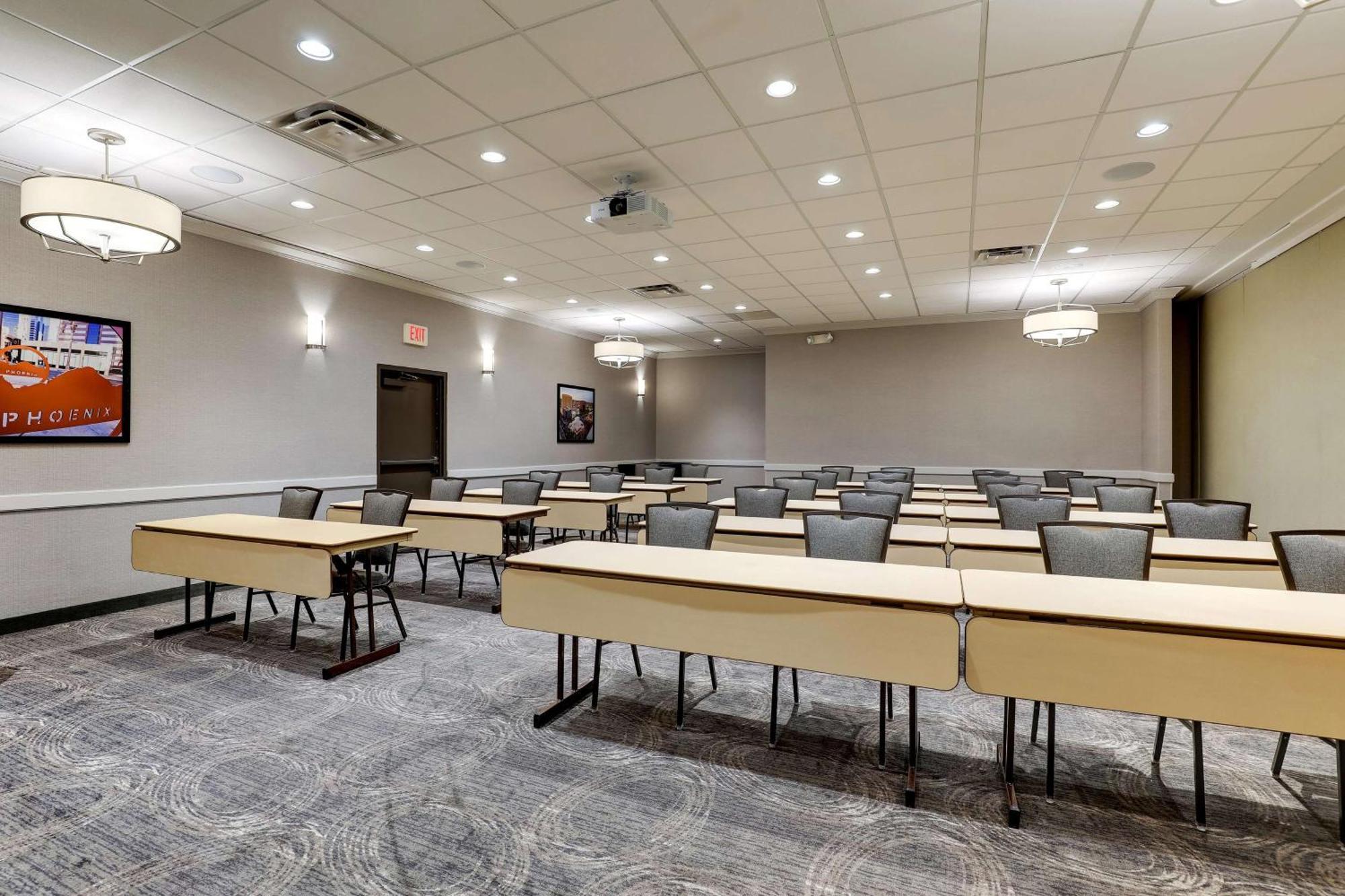 Drury Inn & Suites Phoenix Airport Zewnętrze zdjęcie