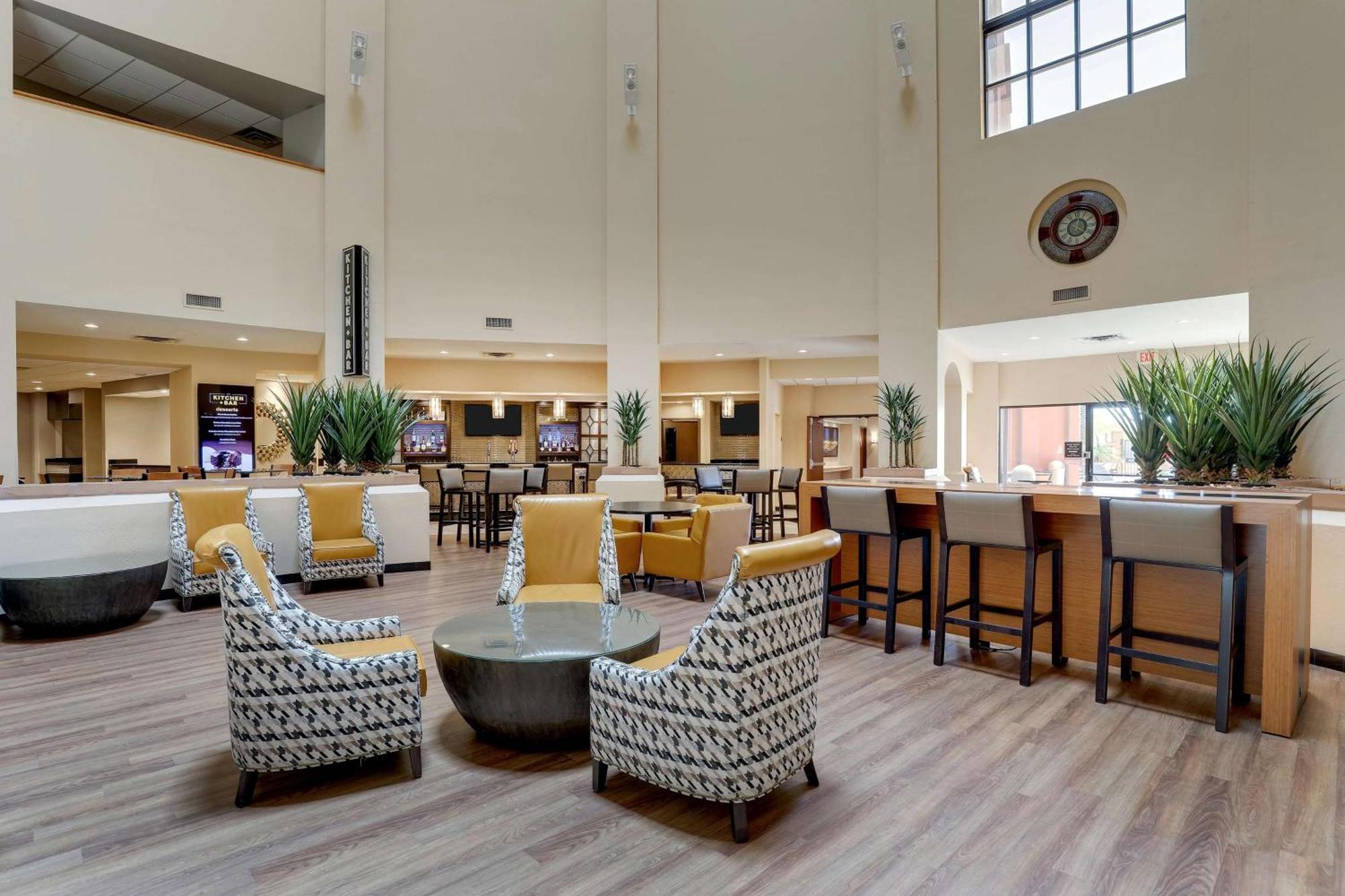 Drury Inn & Suites Phoenix Airport Zewnętrze zdjęcie